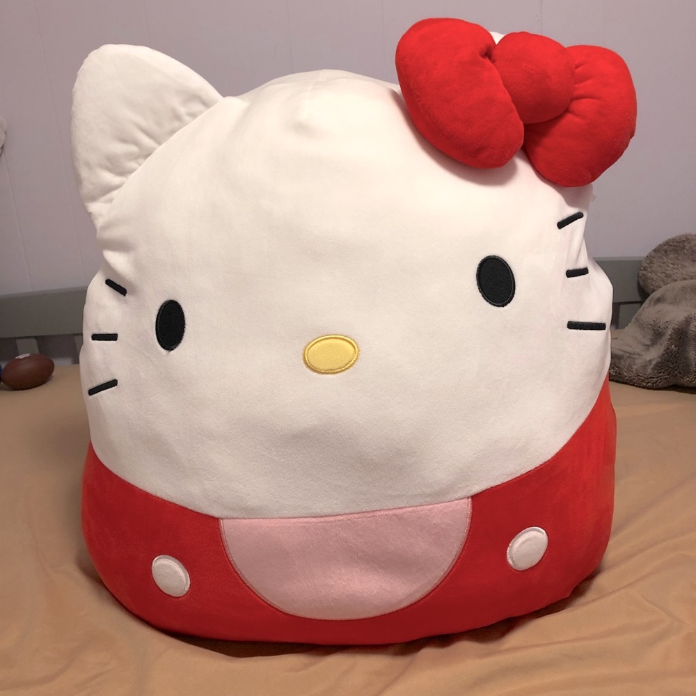 LAST ONE Hello Kitty Jumbo size ~20” NWT